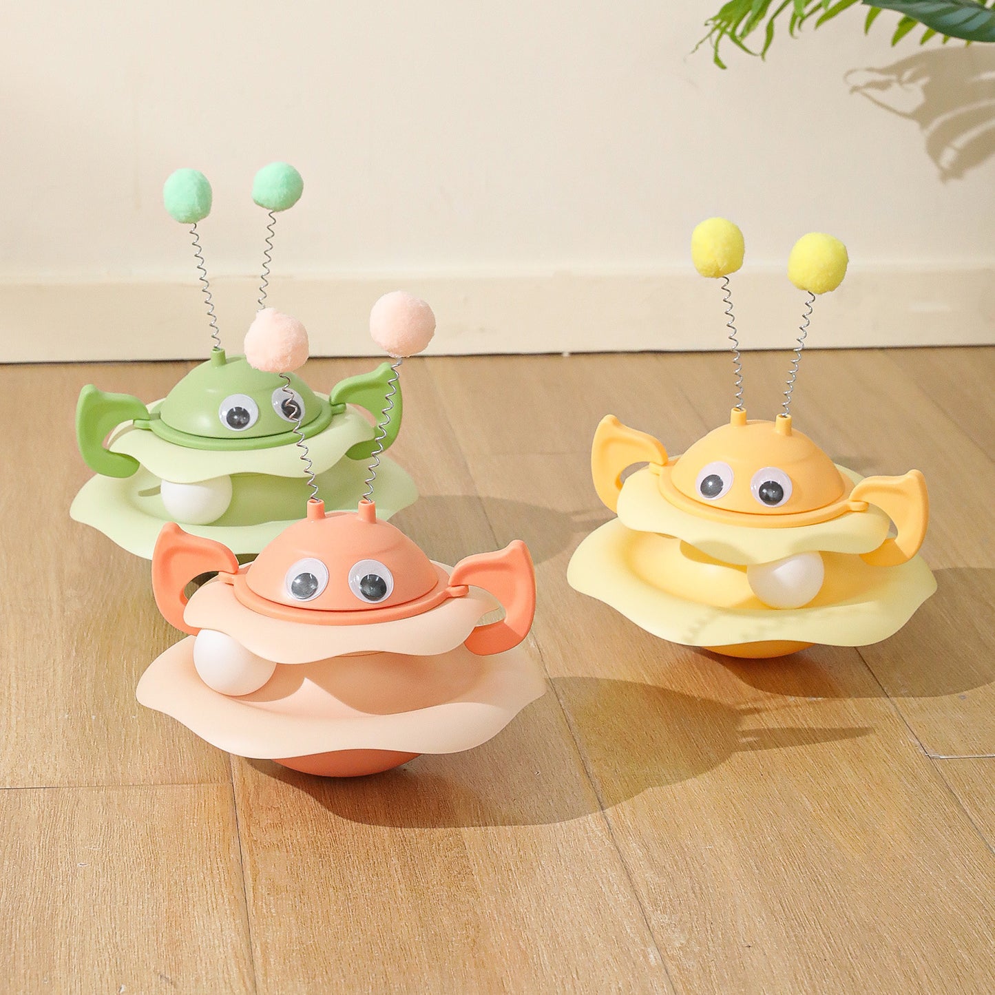 Cat Toy Little Bee Ice Cream Play Plate Self Entertainment Boredom Buster In Stock
