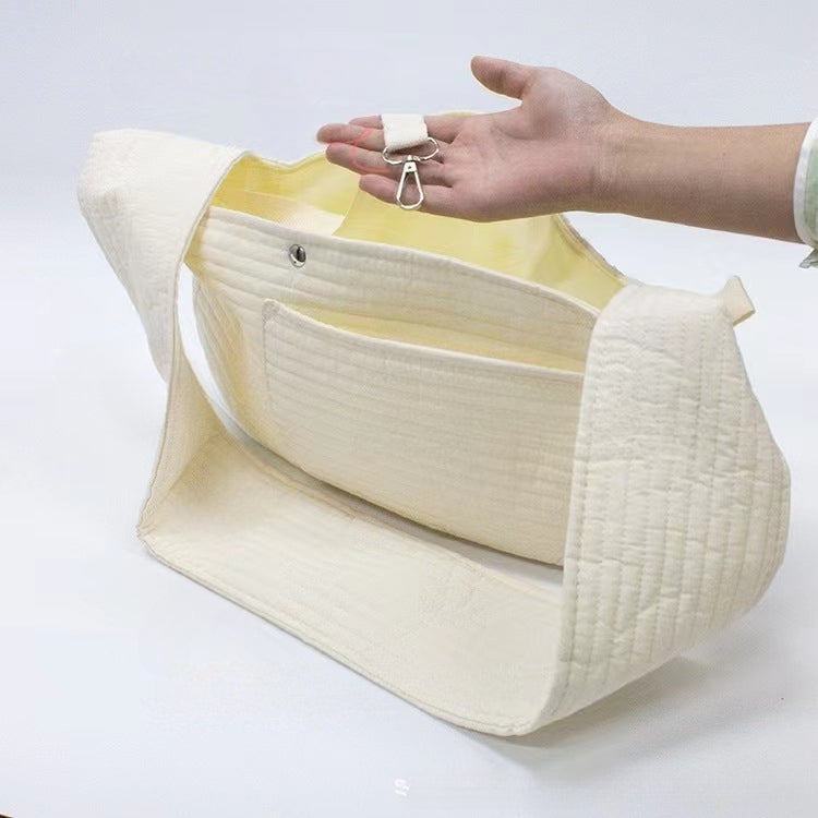 Portable Pet Carrier Backpack for Cats and Small Dogs Adjustable Crossbody Shoulder Strap Comfortable Travel Bag