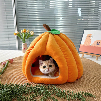 Winter Cat House Pumpkin Cat House Winter Cat House Enclosed Safe Removable Washable Dog House Warm Plush Christmas House