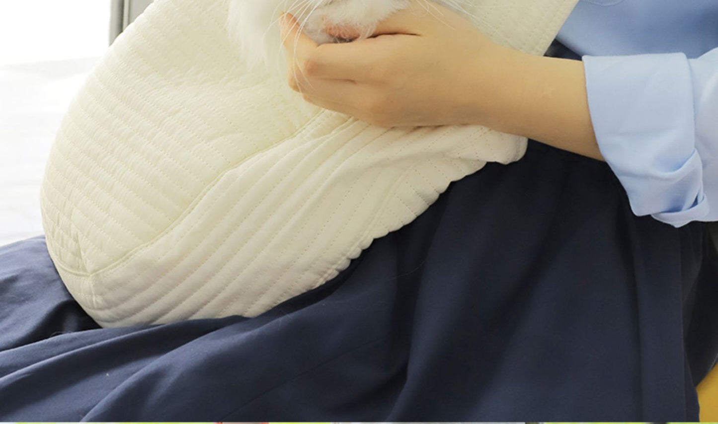 Portable Pet Carrier Backpack for Cats and Small Dogs Adjustable Crossbody Shoulder Strap Comfortable Travel Bag